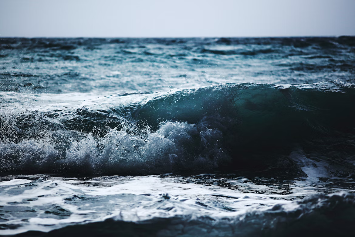 കേരളതീരത്തെ കള്ളക്കടൽ പ്രതിഭാസം